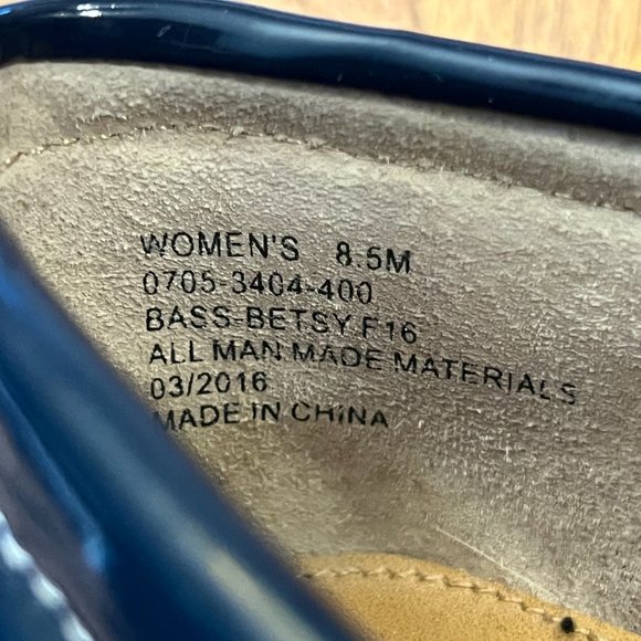 Bass blue patent leather loafers size 8.5 - Picture 5 of 6